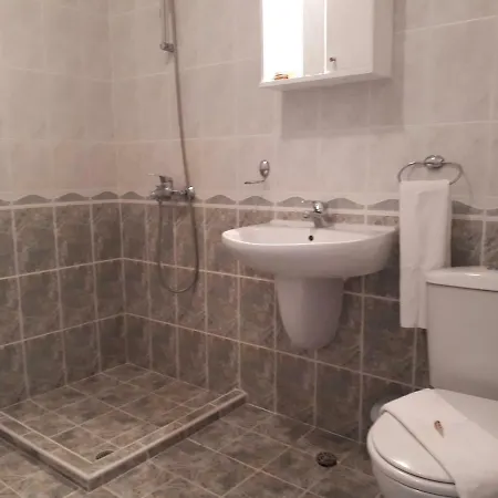 Blue House - синята къща Konukevi 3*