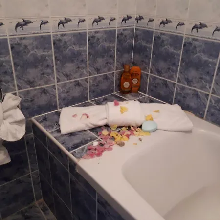 Blue House - синята къща Konukevi 3*